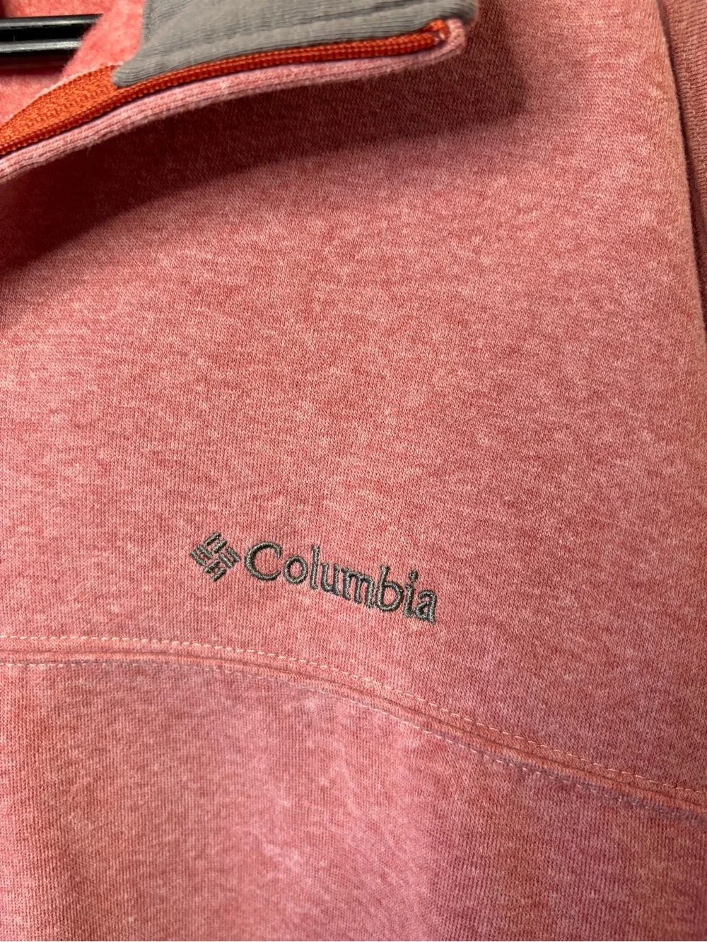 Columbia Men’s Quarter Zip-Up Sweater in Dusty Rose with Gray Trim